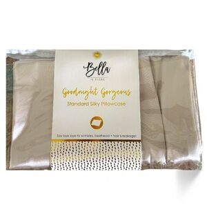 Bella Il Fiore Goodnight Gorgeous  Silky Pillowcase
